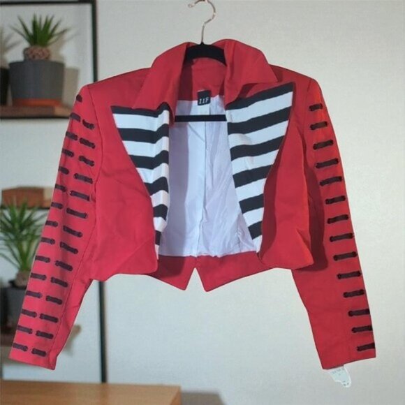 Vintage IIF Cropped Blazer - Picture 1 of 5